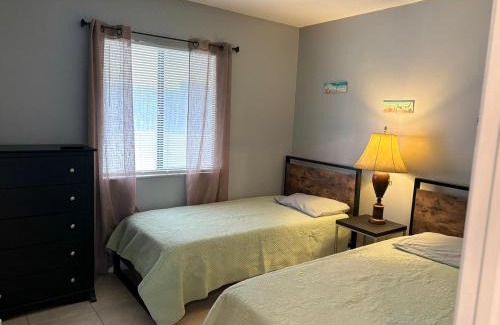 Palm Beach - West Palm Beach Apartment | Coastal Breeze - 2BR Apartment