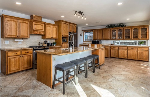 Olde Carlsbad House | Coastal Carlsbad 5 Bedroom Getaway