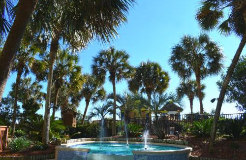 Windy Hill Apartment | Coastal condo w beach access & hot tub