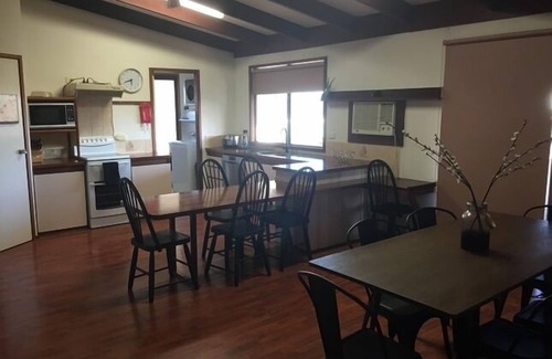 Leeman House | Coastal Days - quiet relaxing getaway