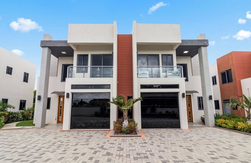 Tower Isle Villa | Coastal Escape Tower Isle Beach Nearby