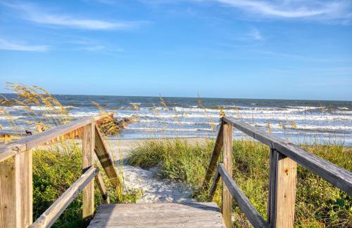 Folly Beach House | Coastal Grove by AvantStay 3 Unit Buyout Minutes from Folly Beach