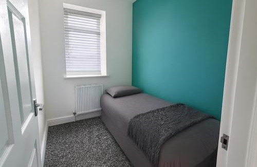 Whitehaven House | Coastal Haven - Steps From Beach