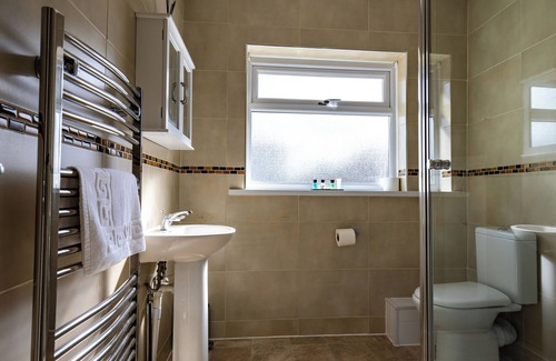 Llanelli House | Coastal Park Accommodation