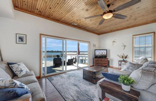 Deep Hole House | Coastal Retreat