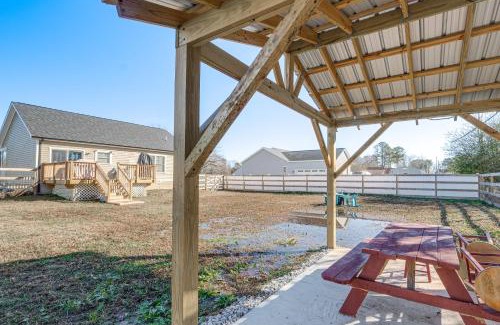 Colonial Beach House | Coastal Virginia Home with Private Beach Access!