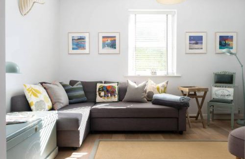 New Forest District House | Coastguard Cottage