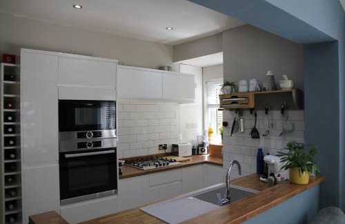 Bexhill-on-Sea Apartment | Coastland Retreat