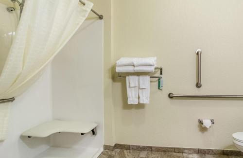 Andrews Hotel | Cobblestone Hotel & Suites - Andrews
