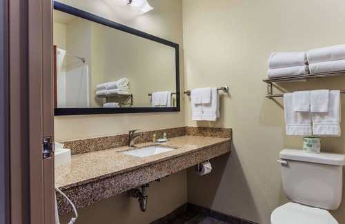 Andrews Hotel | Cobblestone Hotel & Suites - Andrews