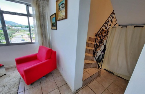Florianopolis Apartment | Cobertura com Ótima Vista e Localização em Floripa