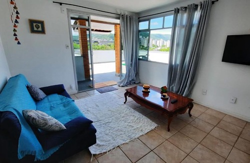 Florianopolis Apartment | Cobertura com Ótima Vista e Localização em Floripa