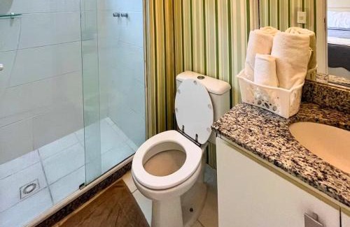 Conceicao de Jacarei Apartment | Cobertura no Condomínio Porto Real Resort - Vista Mar, Jacuzzi e Churrasqueira