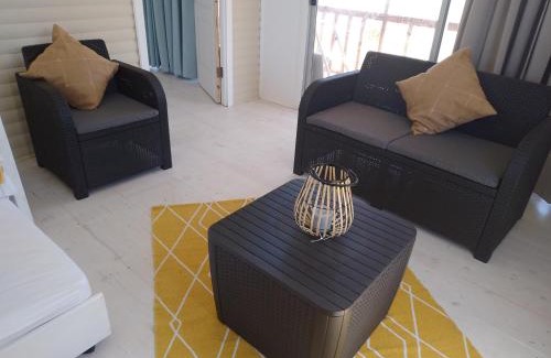 Lambert's Bay Villa | CoCo de Mer Self Catering Log 1