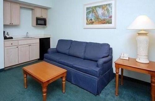 Cocoa Beach Hotel | Cocoa Beach Suites