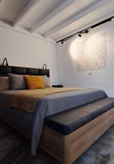Los Cocoteros Apartment | CocoMar II ~ Ocean view loft