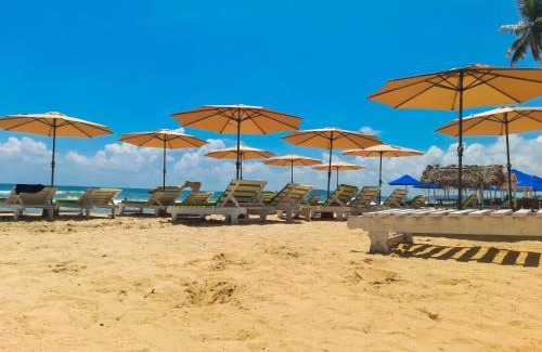 Uppuveli Resort | Coconut beach resort