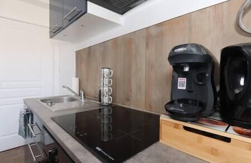 Saint-Pol-sur-Mer Apartment | Coeur de Ville, T2 Cosy & Élégant Avec Jardin