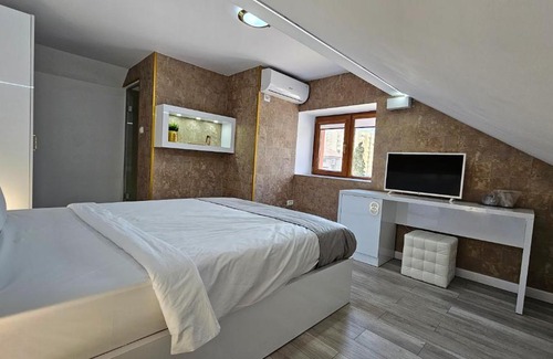 Resita Bed & Breakfast | Colț de Rai Reşița ( Centru )