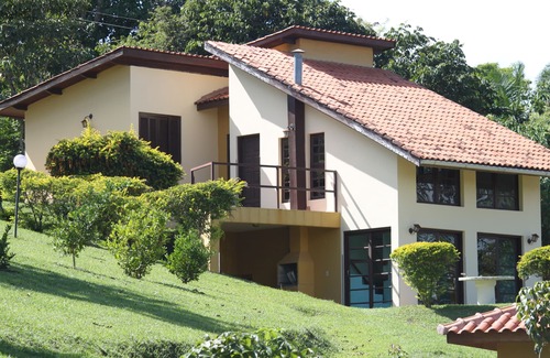 Batatuba House | Colina das Garças Village: Nature, Sports and Leisure