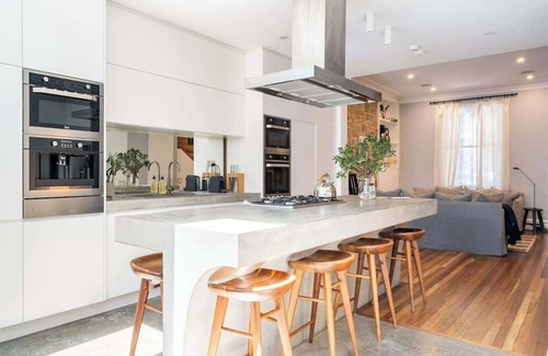 Woolloomooloo House | Collected/Places Woolloomooloo - The heart of Syd