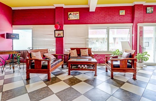 Bandung Hotel | Collection O 90617 Rumah Oma Opa Syariah