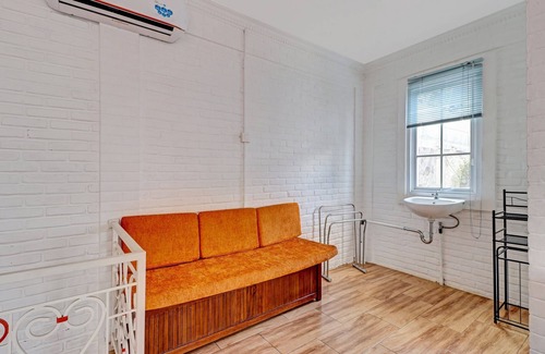 Bandung Hotel | Collection O 90617 Rumah Oma Opa Syariah