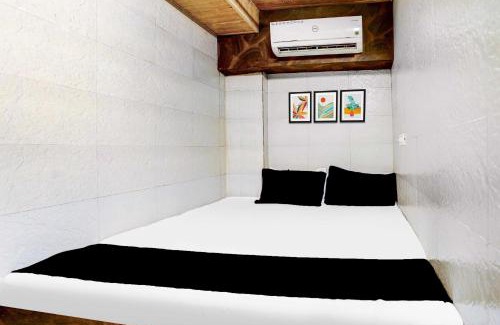 Amarnath Hotel | Collection O Ambedkar Chowk Ulhasnagar