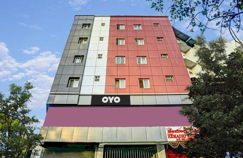 Rajajinagar Hotel | Collection O Hemadri Residency