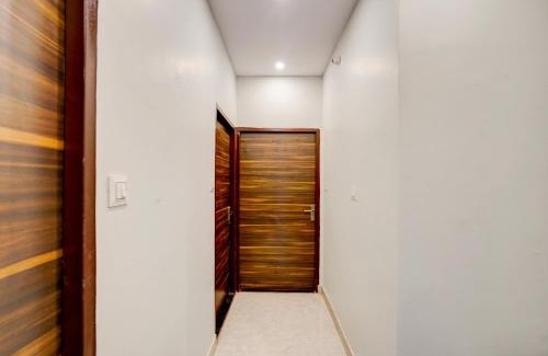 Varanasi Hotel | Collection O IIT BHU Varanasi Formerly Singh Residency