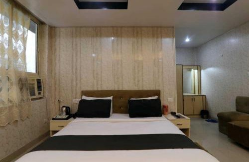Kadipur Hotel | Collection O Ranipur - Dhaney Crossway Formerly Saroj Inn