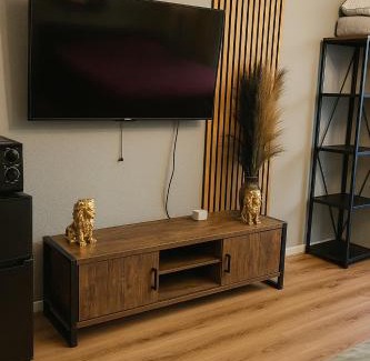 Neuehrenfeld Apartment | Cologne Nest Zentral & Stilvoll