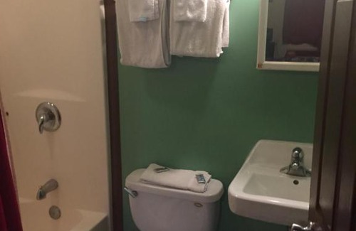 White Marsh Hotel | Colony inn motel