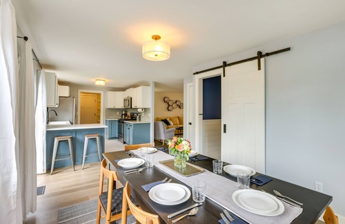 Mountain View District House | Colorful Bend Home w/Yard & Fire Pit!