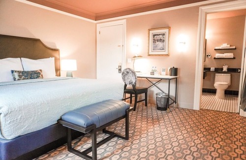 Hood River Hotel | Columbia Gorge Hotel and Spa