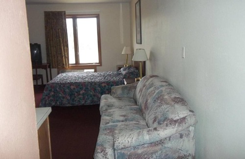 Columbus Junction Hotel | Columbus Motel
