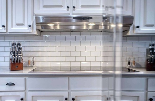 Fortson House | Columbus Oasis: Pool, Hot Tub & Family Fun!