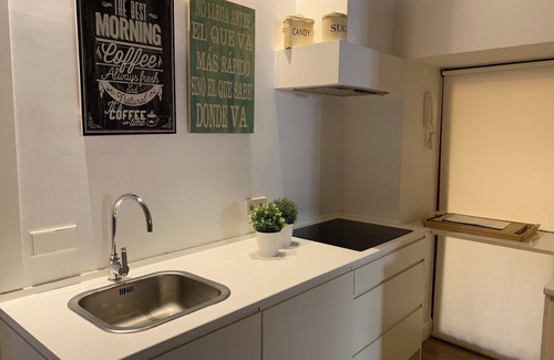 Toledo City Center Apartment | Come and visit the Casco de Toledo in a cozy apartment. Steps away from the Alcazar.