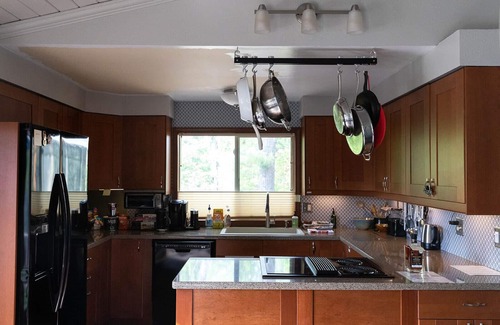 Duluth Cottage | Come relax in a Tranquil Cottage on Island Lake!