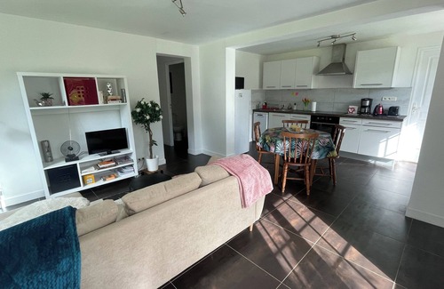 La Chapelle-des-Fougeretz Apartment | Comfortable, quiet T3 apartment with garden