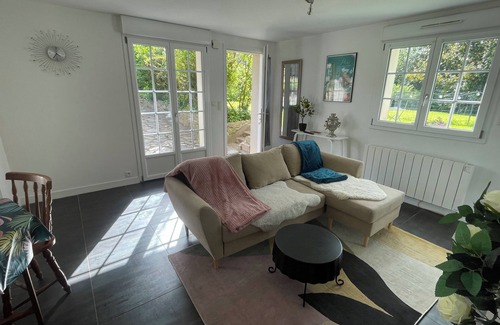 La Chapelle-des-Fougeretz Apartment | Comfortable, quiet T3 apartment with garden