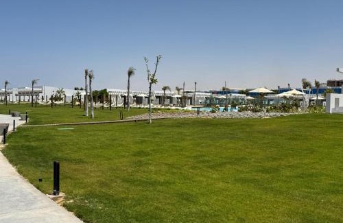 Alexandria - Mediterranean Coast House | Comfort cabin sea view & lagoon in D-bay I Beach Access Included