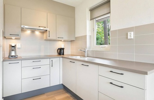 't Loo House | Comfort 6-person bungalow in the holiday park Landal Landgoed 't Loo