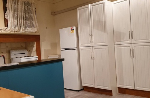 Broken Hill House | Comfort Cottage in Williams