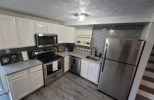 Peachtree City House | Comfort Cozy Living