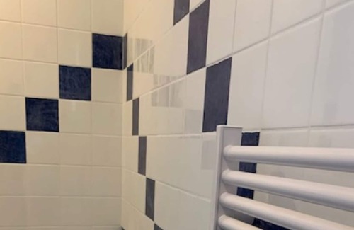 La Guerche-sur-l'Aubois Apartment | Comfortable 2 bedroom apartment in the city center.