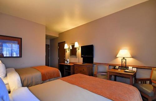 Pomerene Hotel | Comfort Inn Benson near Kartchner Caverns