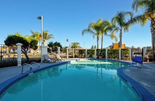 Gilroy Hotel | Comfort Inn Gilroy