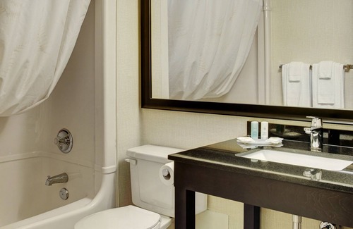 North Industrial Hotel | Comfort Inn Saskatoon