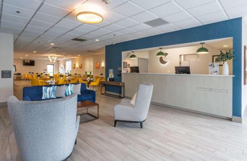 Cheektowaga Hotel | Comfort Inn & Suites Buffalo Airport